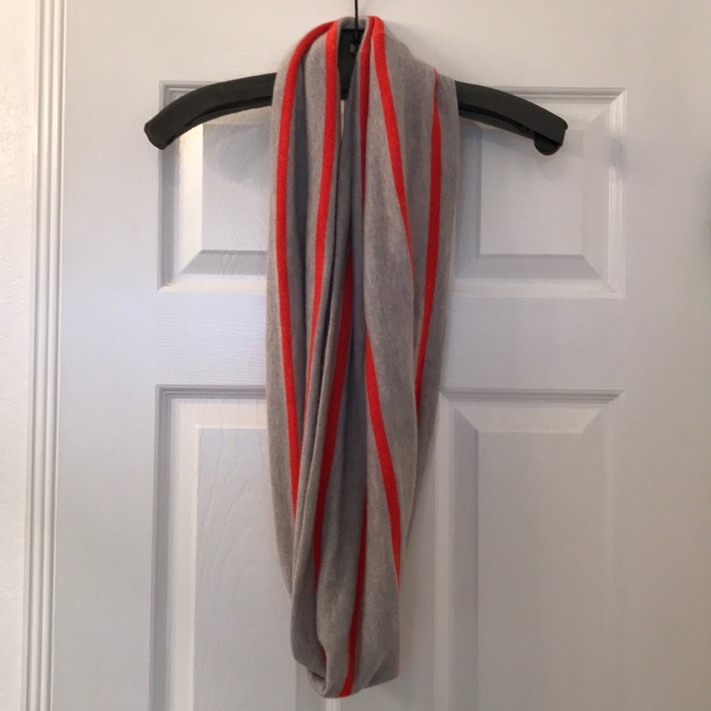 Splendid Infinity Scarf - Picture 2 of 4